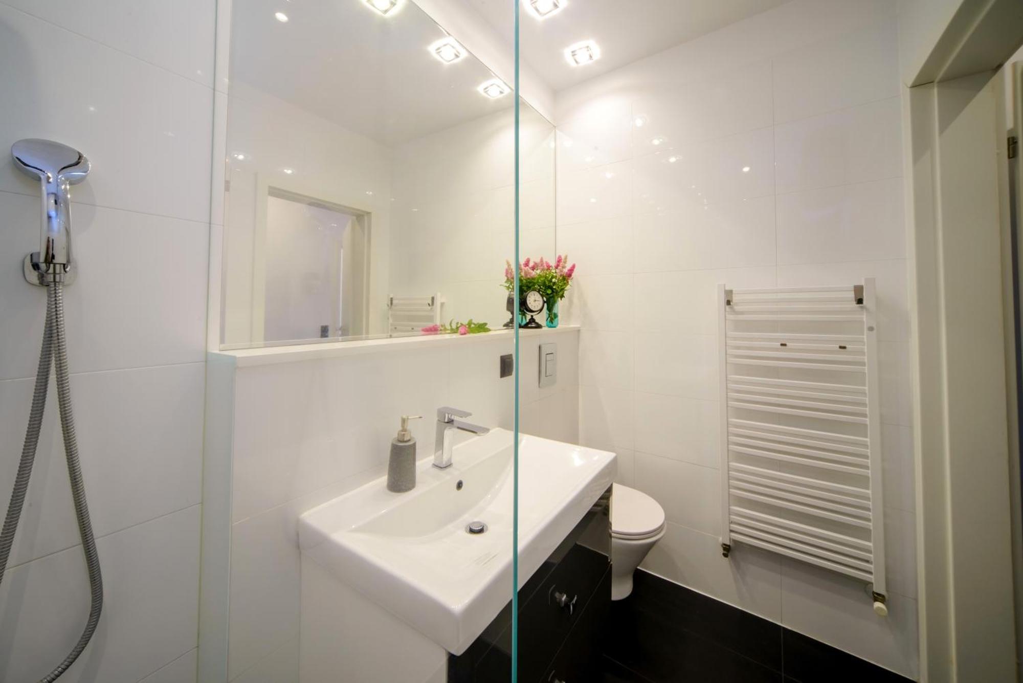 Maya'S Flats & Resorts 63 - 3 Rooms Apartment On Chlebnicka Street Old Town Gdansk Bagian luar foto