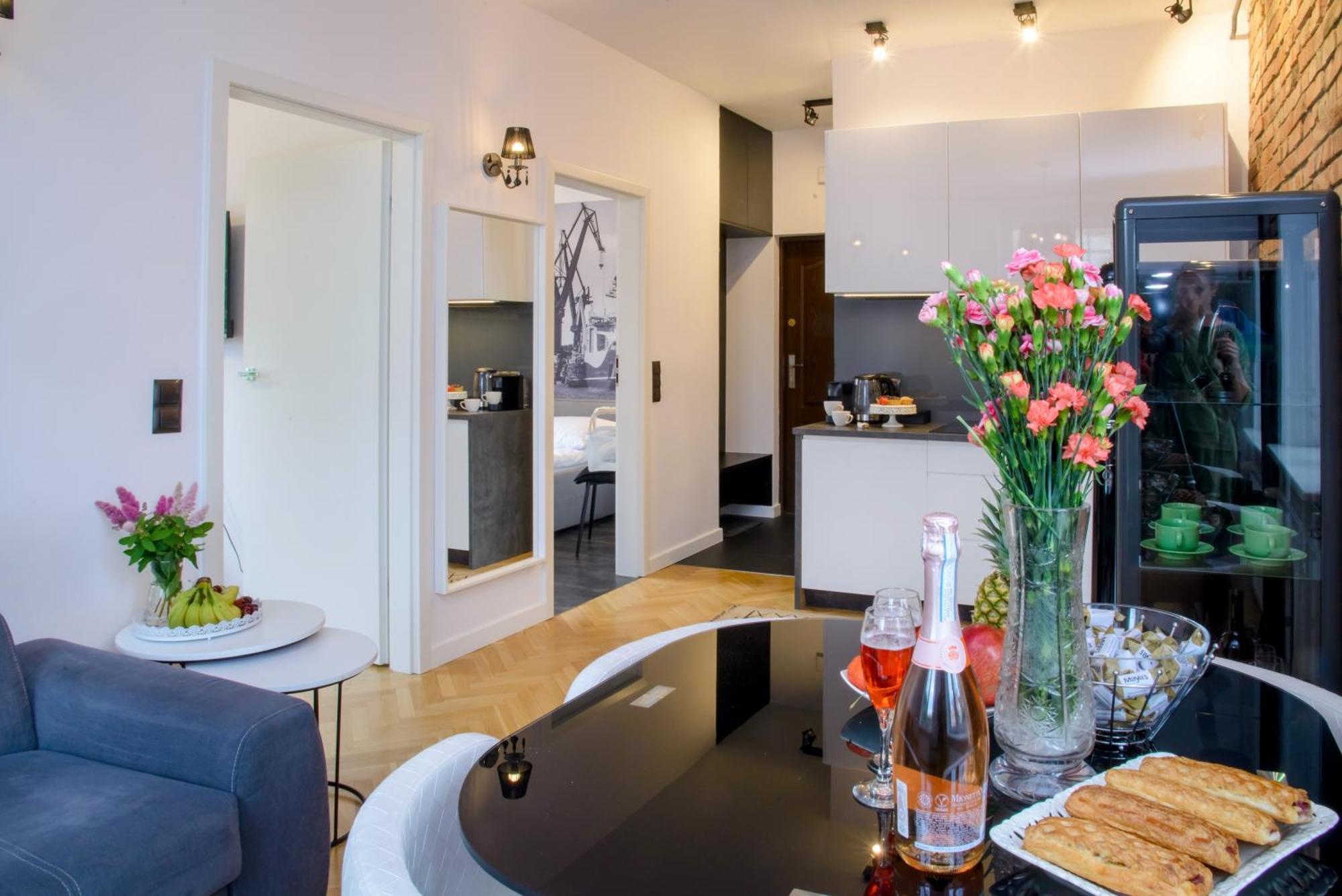 Maya'S Flats & Resorts 63 - 3 Rooms Apartment On Chlebnicka Street Old Town Gdansk Bagian luar foto