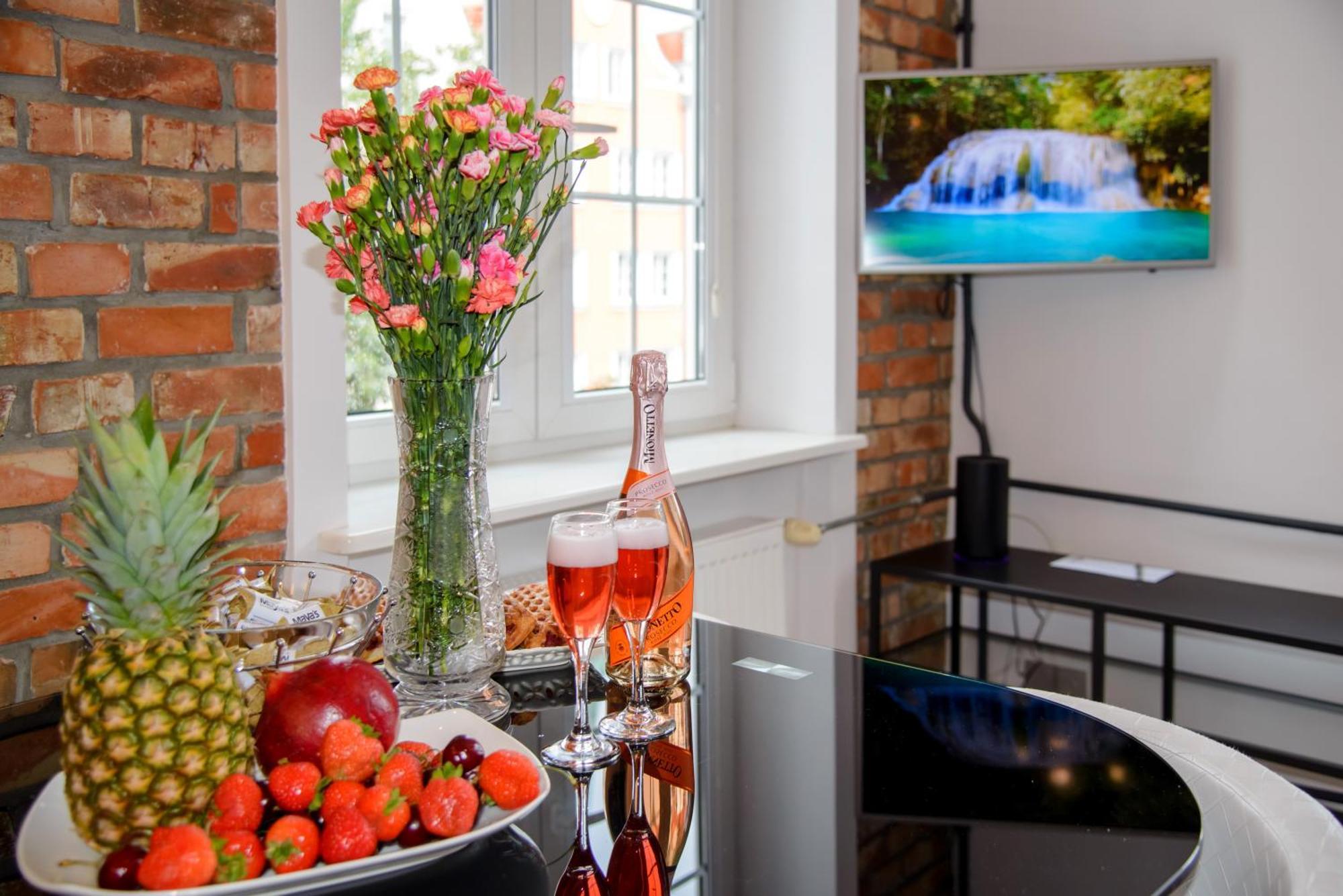 Maya'S Flats & Resorts 63 - 3 Rooms Apartment On Chlebnicka Street Old Town Gdansk Bagian luar foto